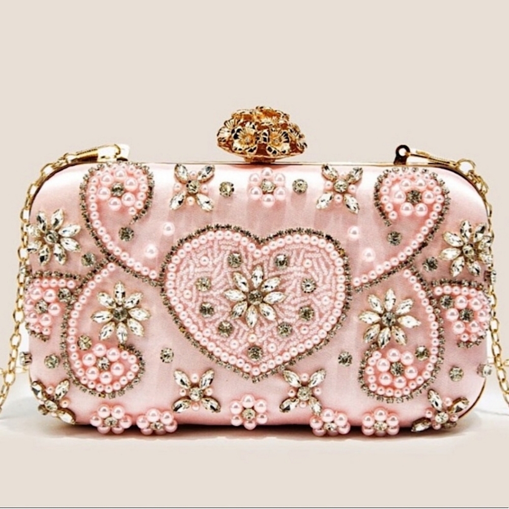 Pink Heart 💗 Swirls Beaded Rhinestone✨️ Clutch ~ Floral Metal Clasp
